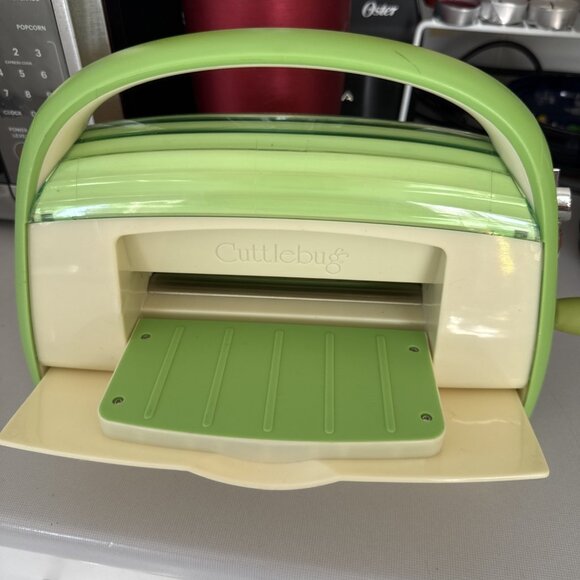 Cricut Cuttlebug Green Die Cutting Embossing Machine Manual Crank Cuddlebug 6” - Picture 4 of 13
